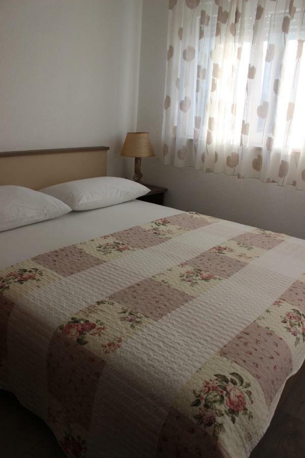 Apartment Lucky With Jacuzzi Trogir Exterior foto